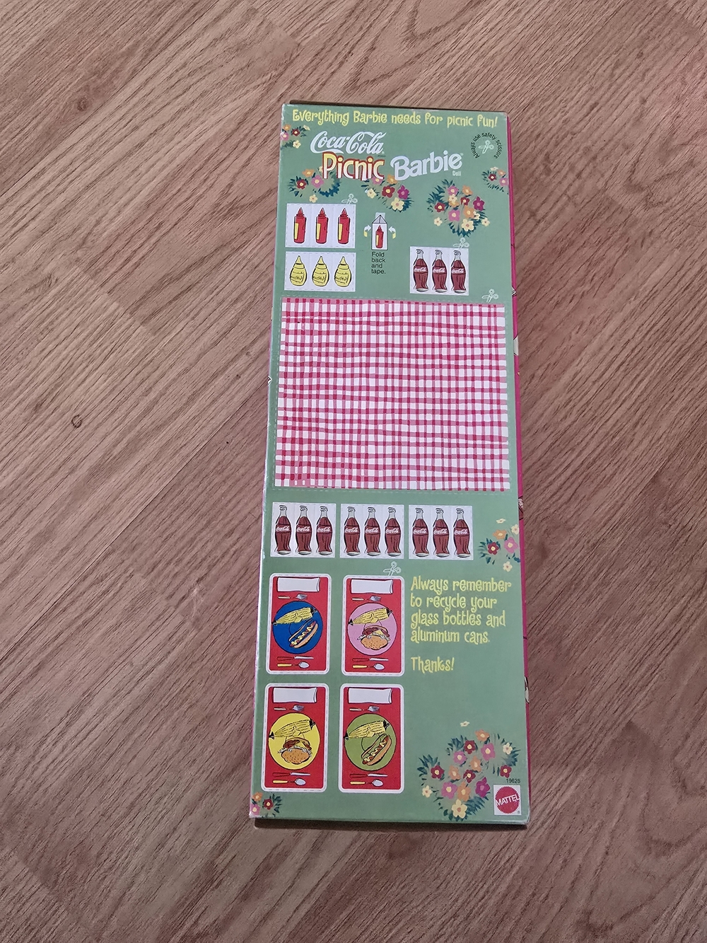 1997 Barbie Coca-Cola Picnic Barbie - Picture 2 of 6